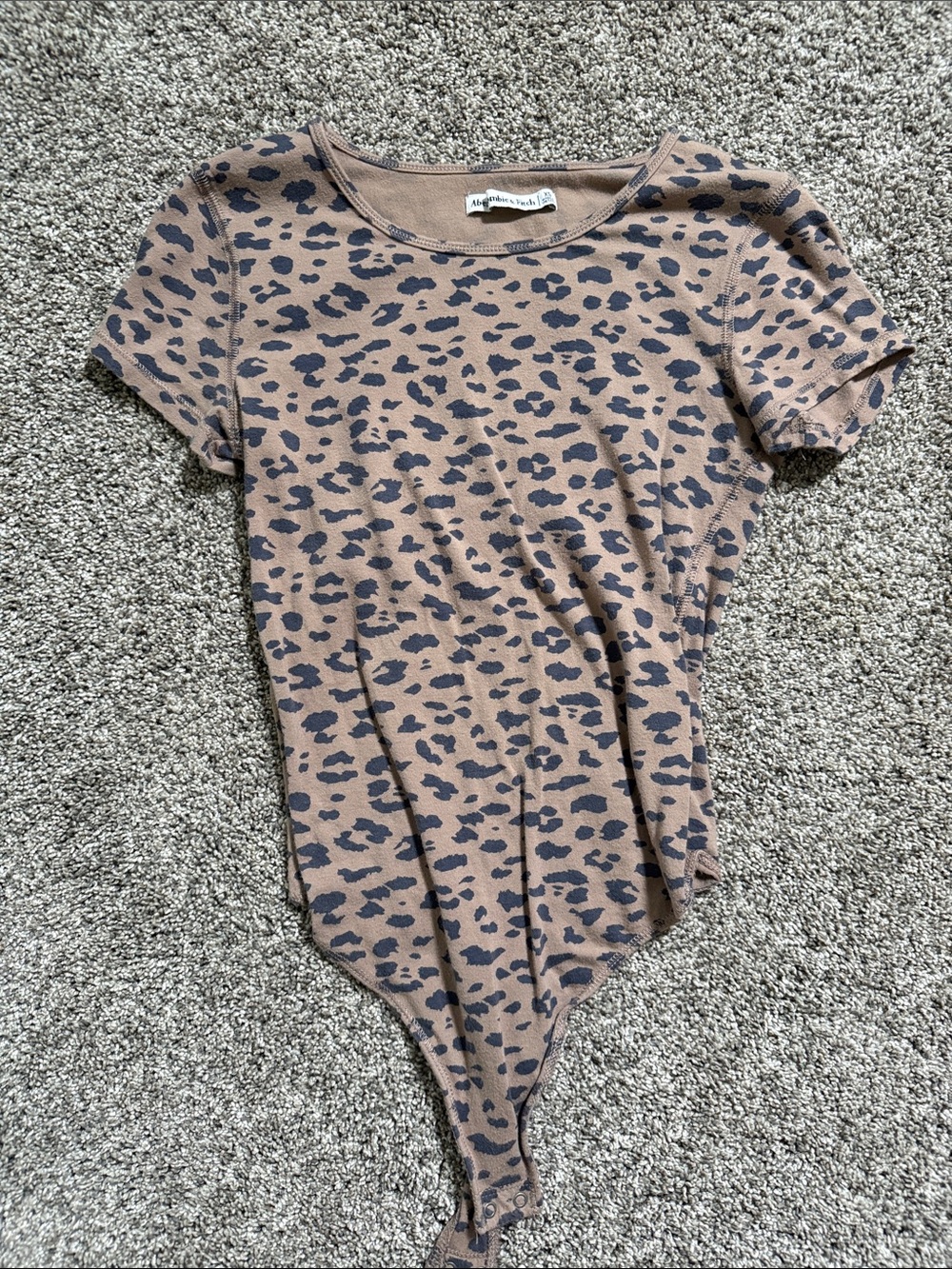 Abercrombie & Fitch Tan and Black Leopard-Print Short Sleeve Bodysuit